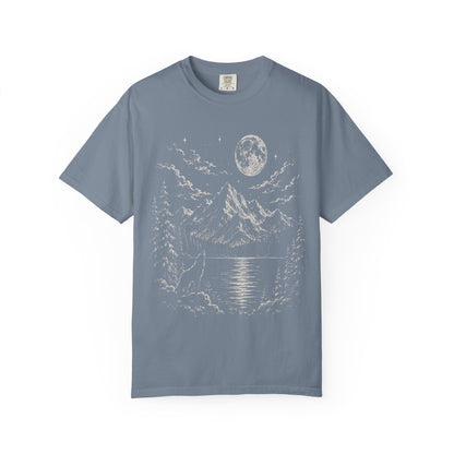 Vintage Wolf Moon T-Shirt – Howling Wolf Mountain & Forest Graphic Tee