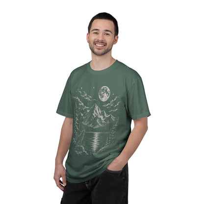 Vintage Wolf Moon T-Shirt – Howling Wolf Mountain & Forest Graphic Tee